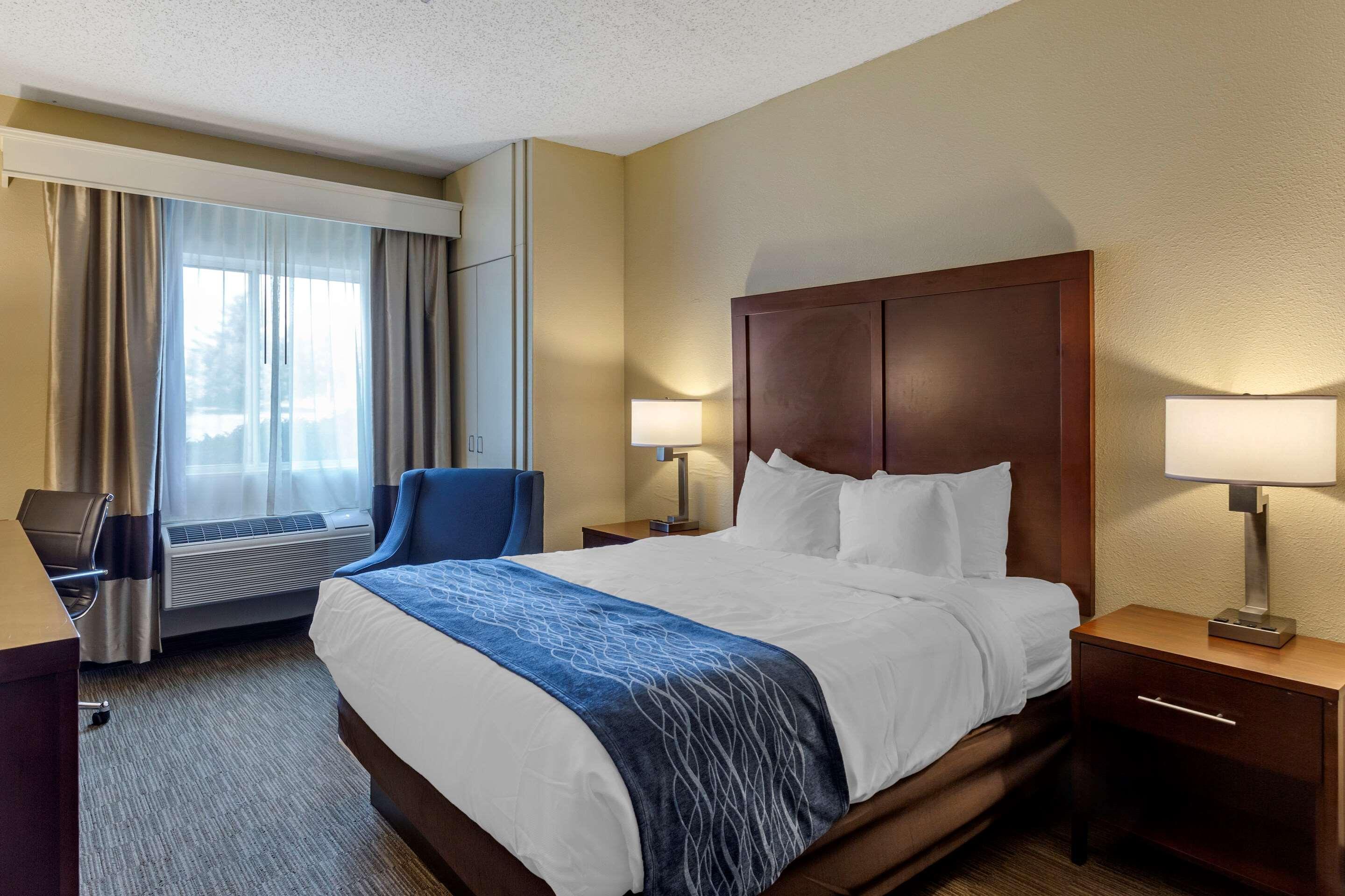 Comfort Inn Rockford Near Casino District Exterior photo
