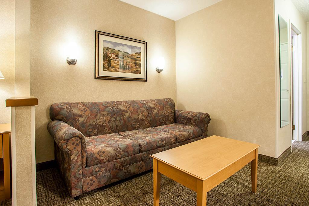 Comfort Inn Rockford Near Casino District Exterior photo