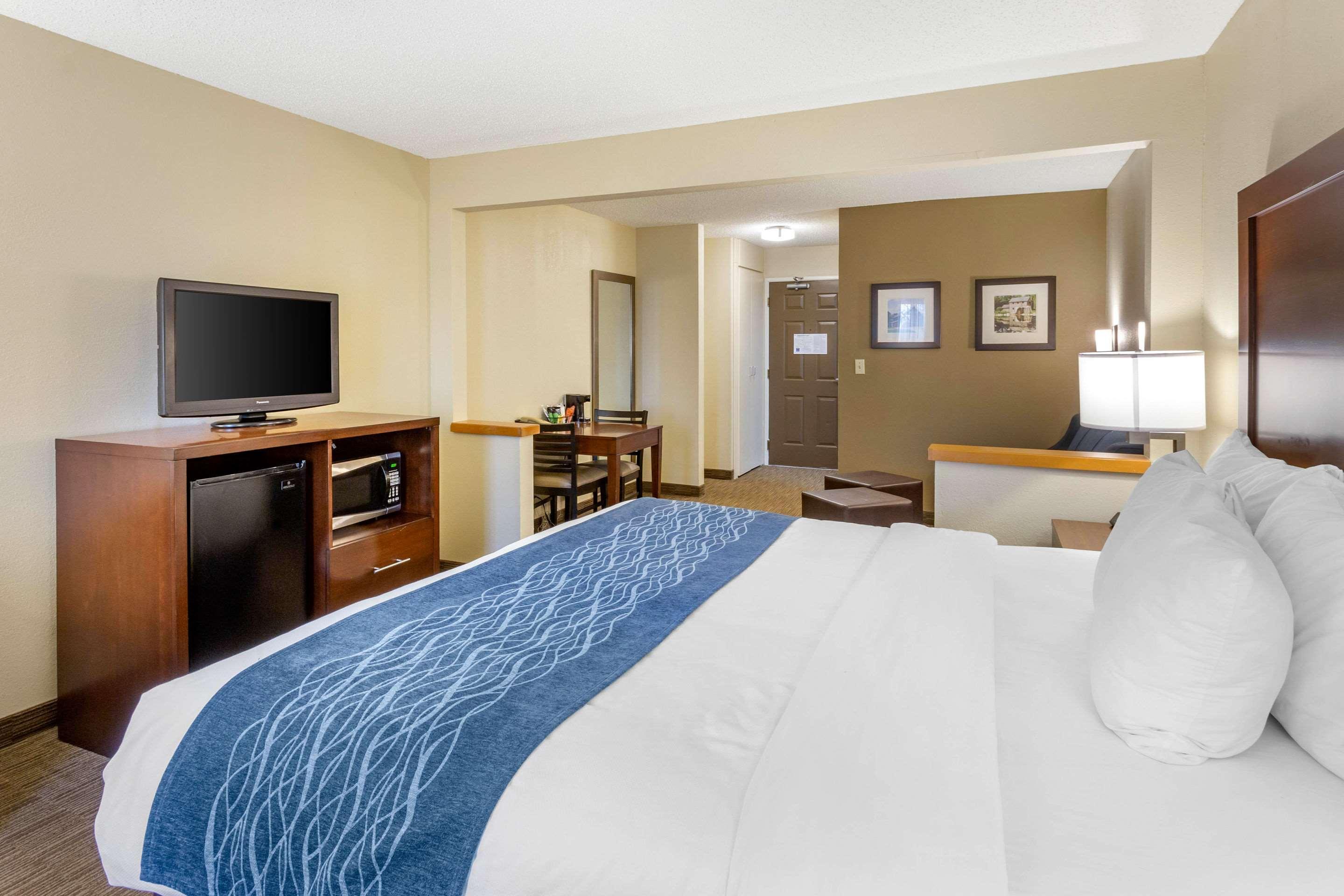 Comfort Inn Rockford Near Casino District Exterior photo