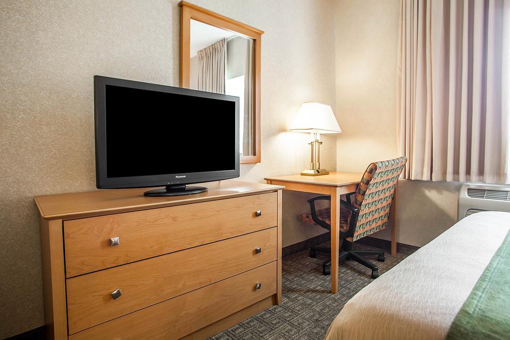 Comfort Inn Rockford Near Casino District Exterior photo
