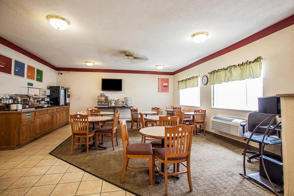 Comfort Inn Rockford Near Casino District Exterior photo